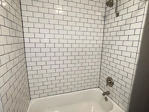 5th image of 1101 T St #1/2