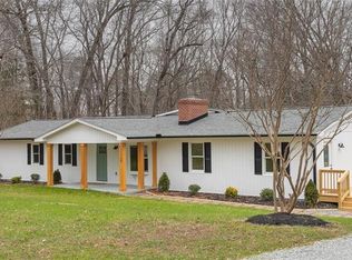 1528 Idlewild Ave, Burlington, NC 27217