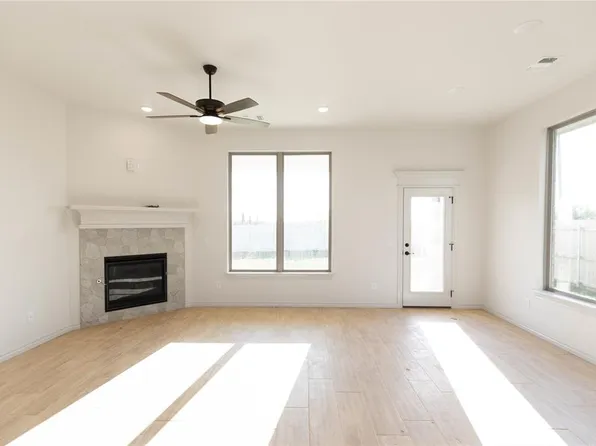 15400 Bedford Rd, Edmond, OK 73013
