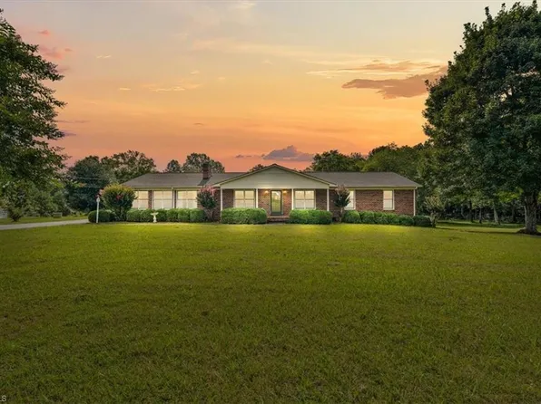 4263 Zoo Pkwy, Asheboro, NC 27205