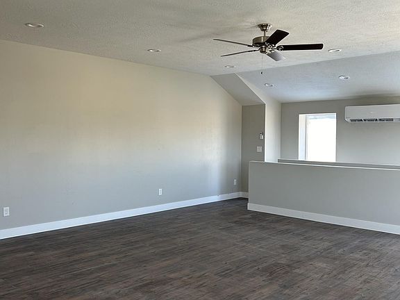 4th image of 2797 E Ranch Rd