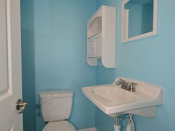 First floor 1/2 Bath