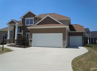 222 NW Vin Santo Run, Fort Wayne, IN 46845