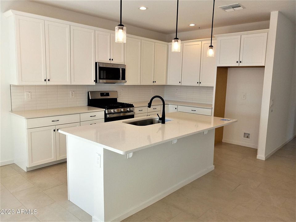 2nd image of 17873 W RED FOX Road