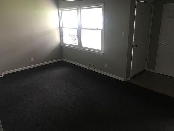 2nd image of 3015-3019 23rd St