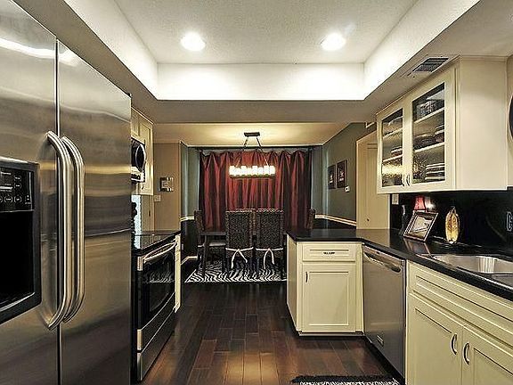 3rd image of 7501 Dawn Hill Cir