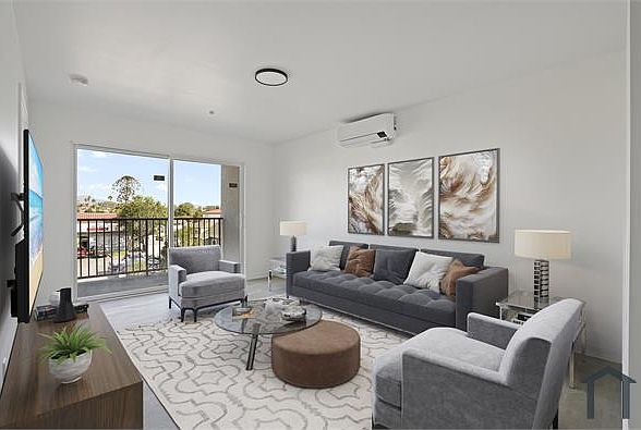 1st image of 2428 Highland Ave #0