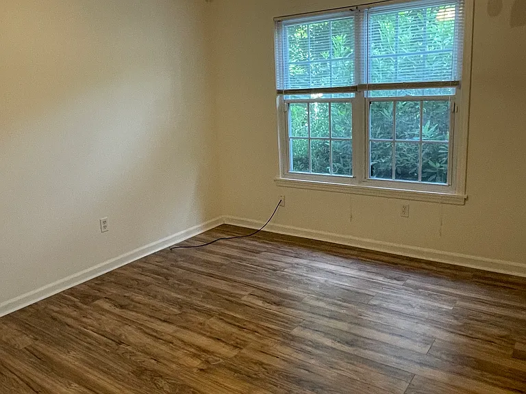 2131 Hutton Dr — Photo 23