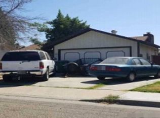 1130 N Patsy Dr, Porterville, CA 93257