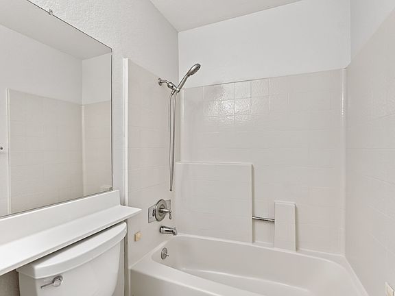 4th image of 1540 Meadow Ridge Cir #1540