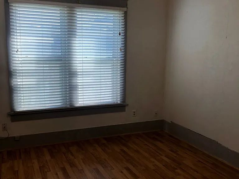 619 Poplar St — Photo 6