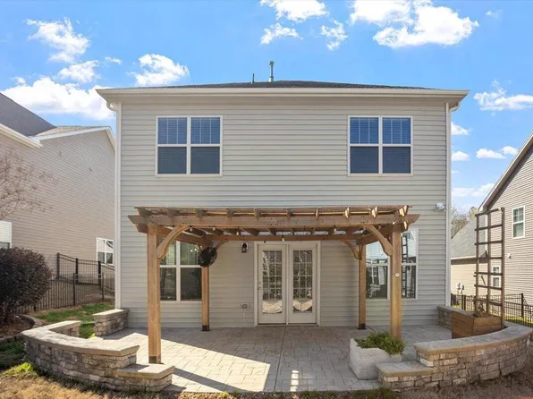 209 Maple Walk St, Durham, NC 27703