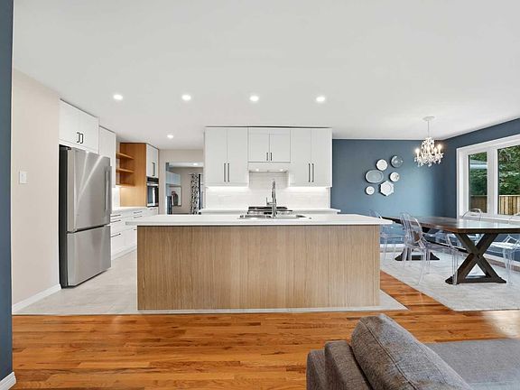 3rd image of 28 Macfarlane Ave