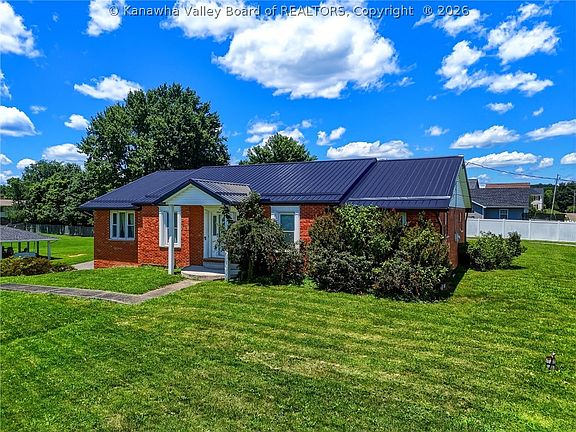 3rd image of 5735 Teays Valley Rd