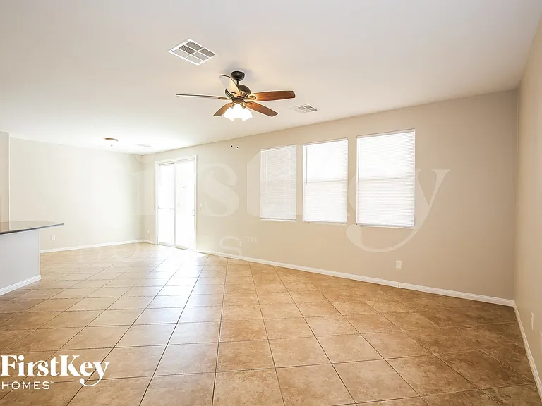 6217 Escapa Ct — Photo 4