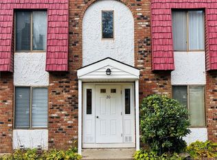 20 Woodsedge Dr APT 5A, Newington, CT 06111