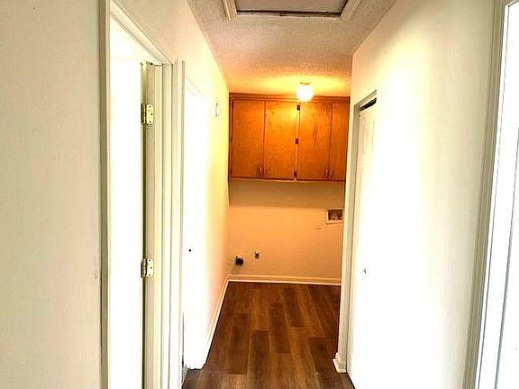 4th image of 201 Dogwood Rd