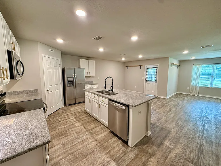 848 Jacobs Way — Photo 12