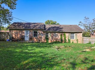 105 Oakwood Dr, Nicholasville, KY 40356