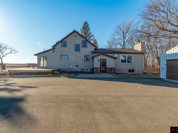 33916 State Highway 4 St, Saint James, MN 56081
