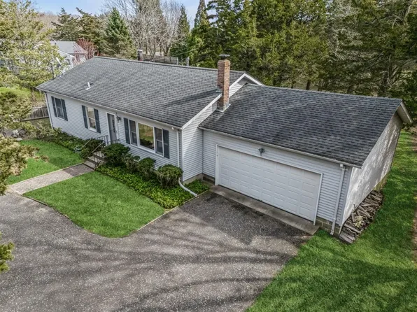 6980 N Bayview Road, Southold, NY 11971