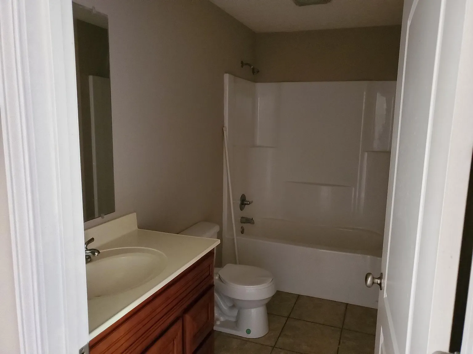 2 bed, 1080 sqft, $1,395 — Photo 4