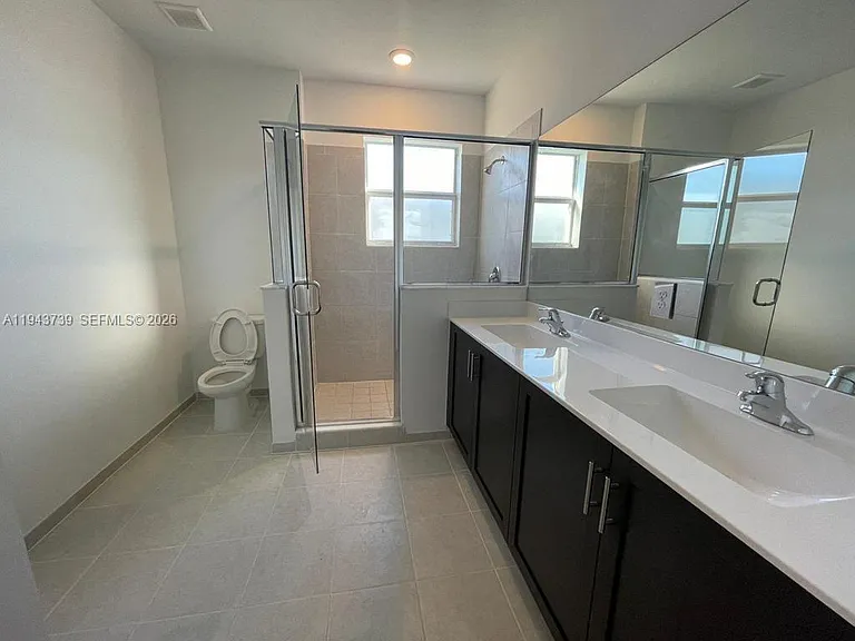 2634 SE 11th Ct #2634 — Photo 18