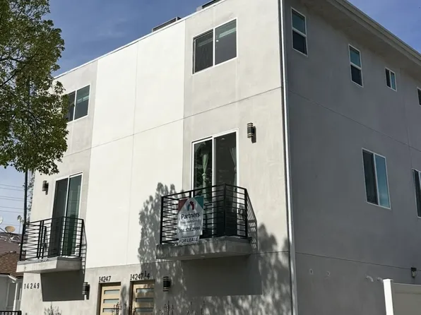 14247 Sylvan St, Van Nuys, CA