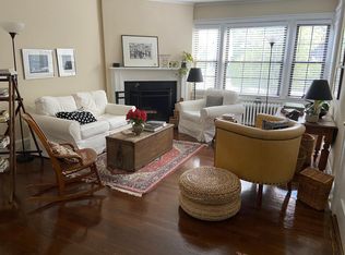 410 West Ave APT 101, Darien, CT 06820