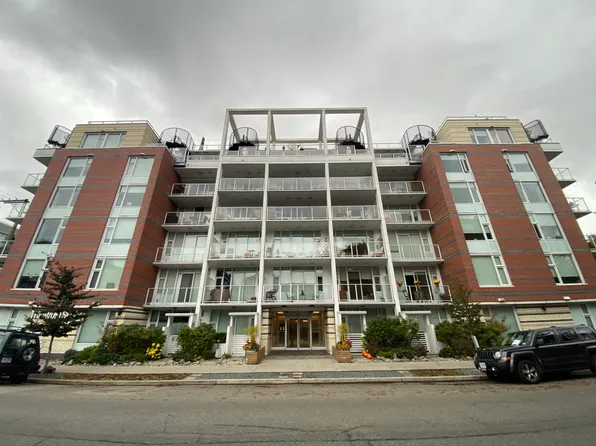 311 E 6th Ave #303, Vancouver, BC V5T 0G9