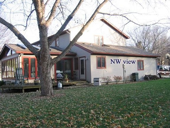 NW corner note Sun Room