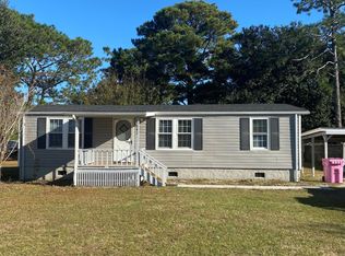 1842 Mission Hills Dr, Wilmington, NC 28405