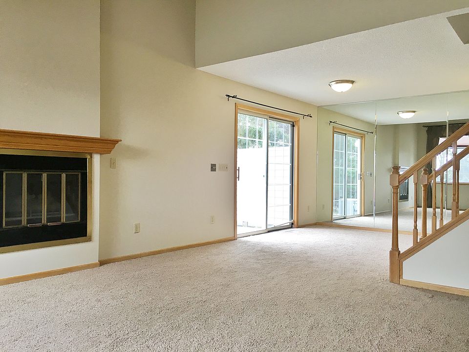 2nd image of 12940 Echo Ln