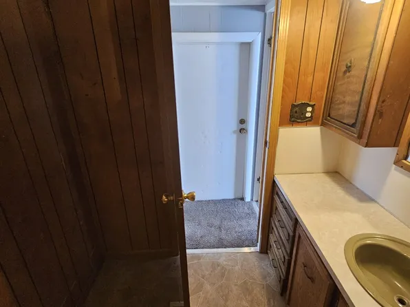 4740 Ellsworth Ln #4740, Gary, IN 46408