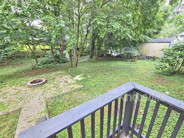 2000 Nandina Dr — Photo 19