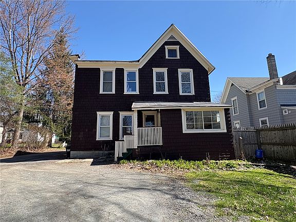 4th image of 20 Otsego St