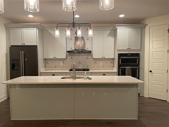 3rd image of 317 Josephine Ave