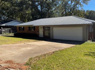 2241 Upper Dr, Pearl, MS 39208