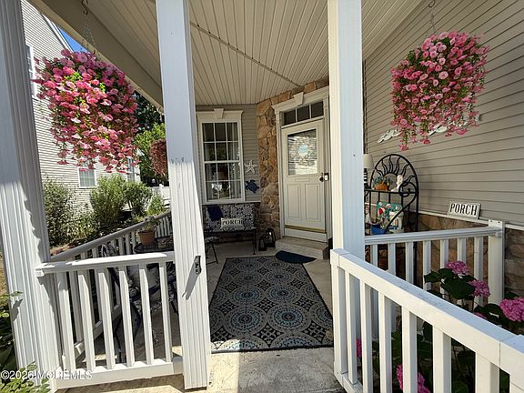 2nd image of 59 Windstar Drive