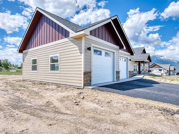 3rd image of 249 Abigail Ct