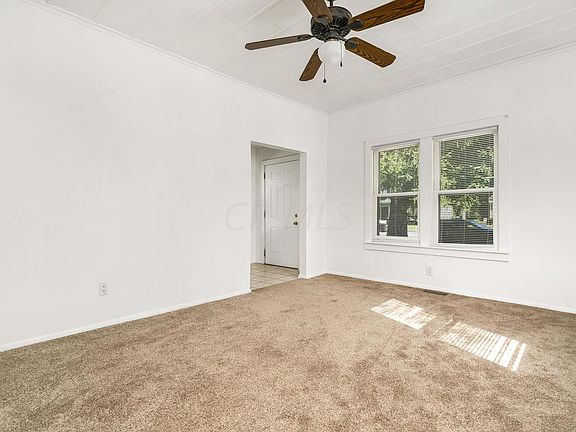 3rd image of 635 Maplewood Ave