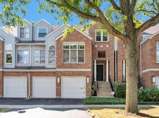 1020 Church St, Glenview, IL 60025