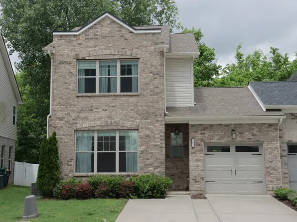 105 Bellagio Villas Dr, Spring Hill, TN 37174