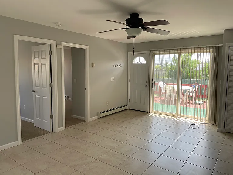 301 Arnold Ave — Photo 2