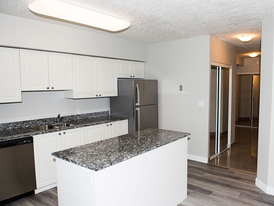 1st image of 239 Auburn Dr #604