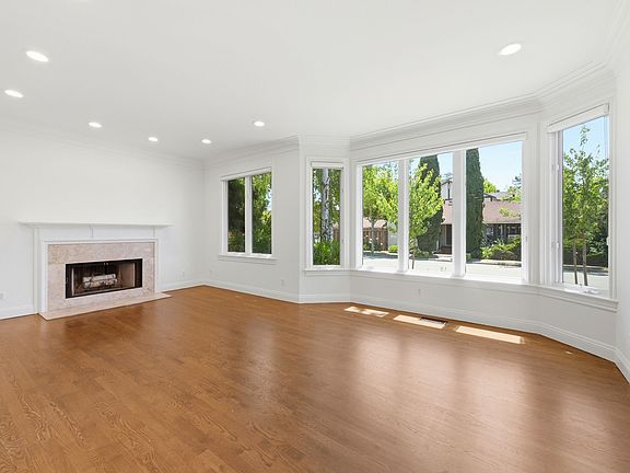5th image of 1506 Vancouver Ave