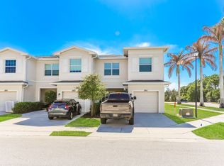 2911 NW Treviso Cir, Port Saint Lucie, FL 34986