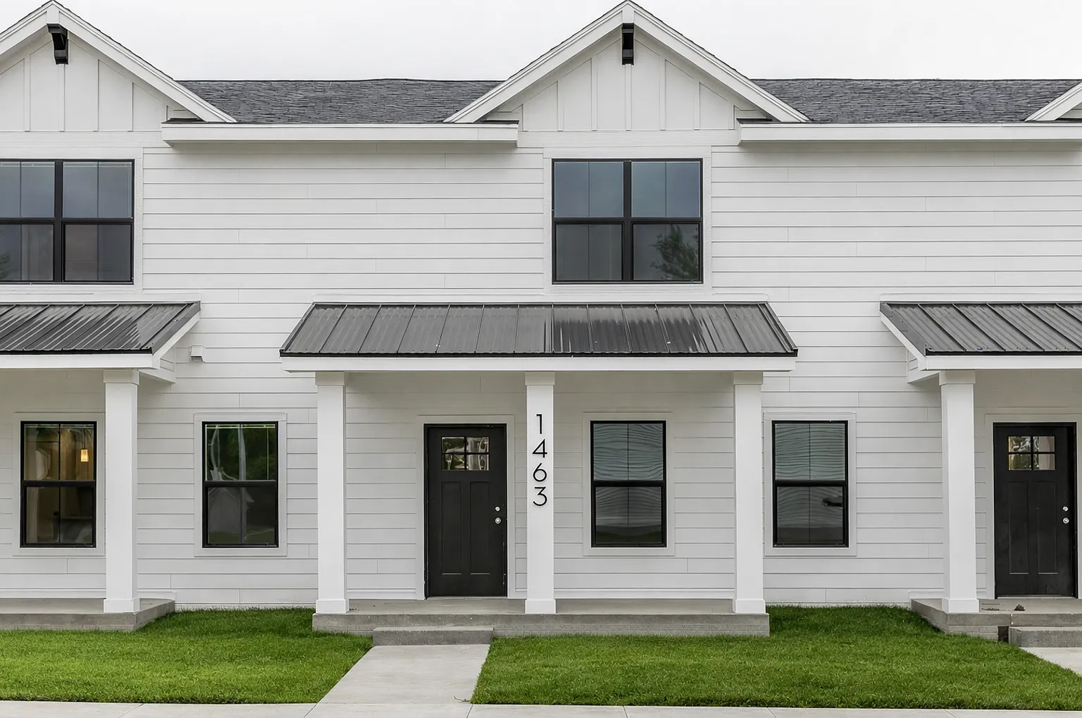 Hughes Century Crossing Townhomes — Photo 2