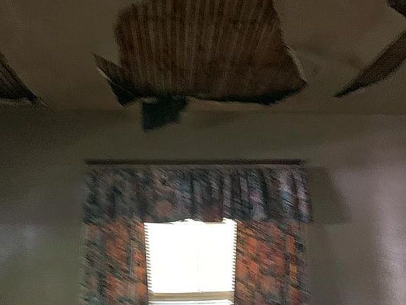 4th image of 10731 Morison Ave