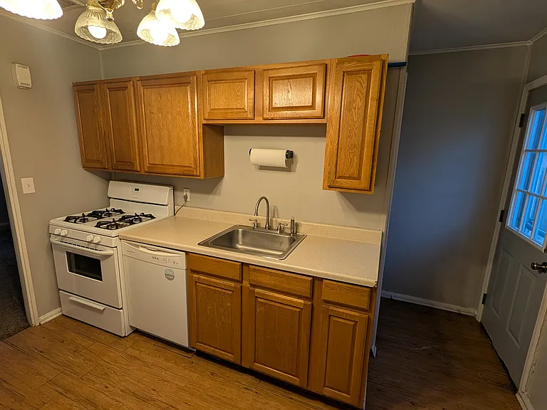 847 Veto St NW — Photo 23
